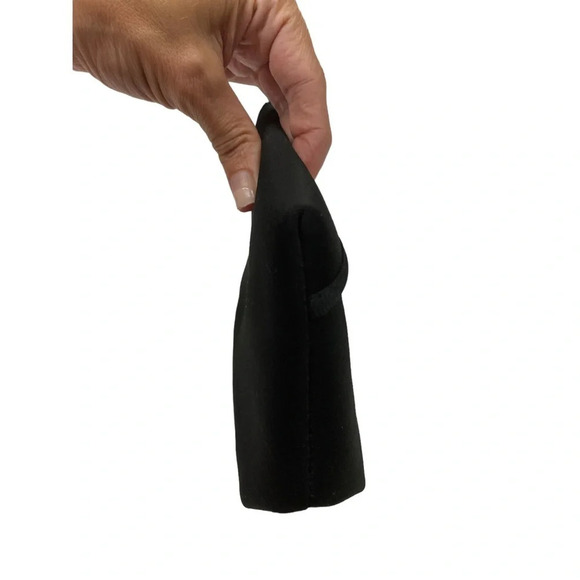 SKIMS black pouch neoprene - Picture 3 of 6